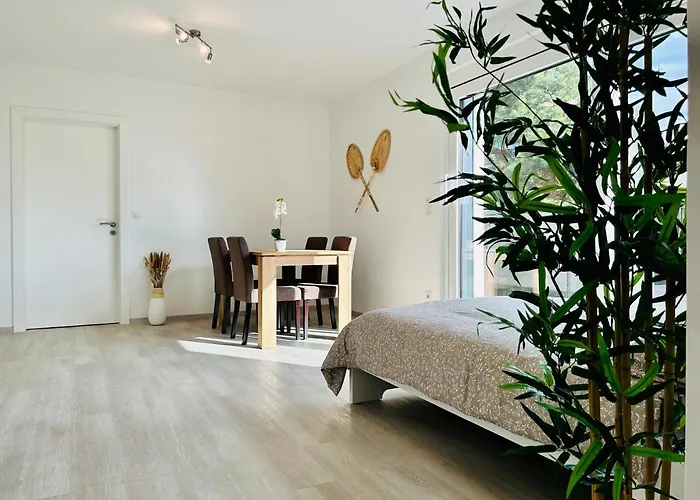 Apartmán Modern - Free Parking - Balcony *