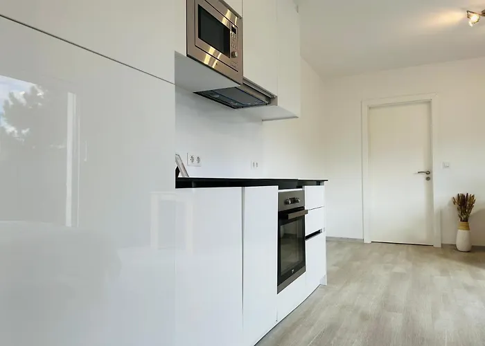 Apartmán Modern - Free Parking - Balcony *